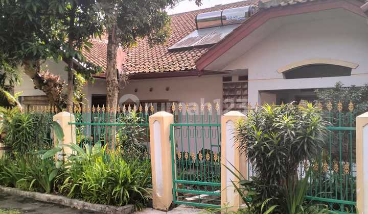 Rumah 1 Lantai, Asri, Longkungan Nyaman dan Nyaman
