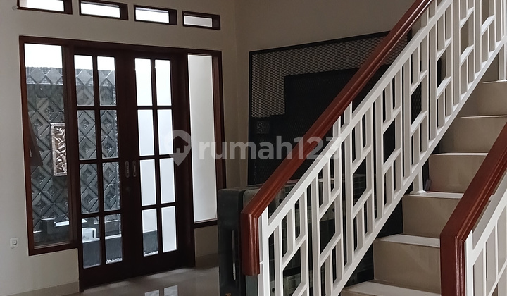 Nice 2-Story House in Mini Flood-Free Cluster Near Cipadu 2