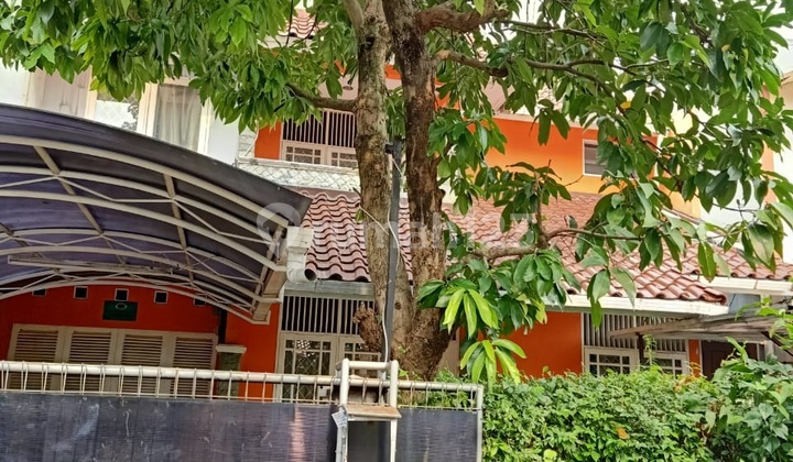 Best Deal 2-Story House in a Comfortable and Nice Housing in Petukangan, South Jakarta 2