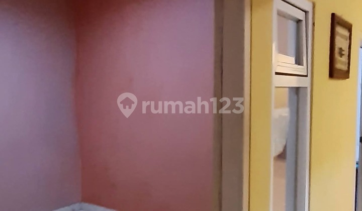 Nice house, ready to occupy, Asri in Jombang Ciputat Tangsel. 2