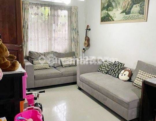 Minimalist 2-Storey House in a Cluster at Larangan 2