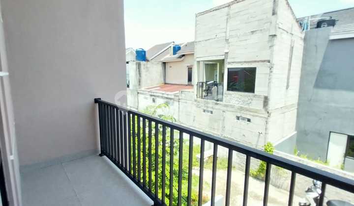 Dijual Rumah 2Lt, Strategis , Dikelilingi Sekolah Top, Agus Salim Bekasi Kota 2