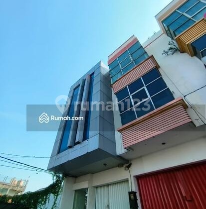 Dijual Ruko 3 Lantai di Jl Jenderal Ahmad Yani Ruko Central Cikampek No 1 Cikampek Kab Karawang, Cikampek Dijual Ruko 3 Lantai di Jl Jenderal Ahmad Yani Ruko Central Cikampek No 1 Cikampek Kab Karawang, Cikampek