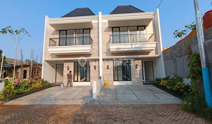 Dijual Rumah Baru 2 Lantai Bergaya Europa Classic Dalam Cluster di Jatiwaringin, Pondok Gede, Kota Bekasi 2