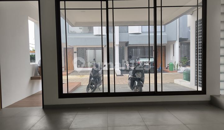 Dijual.rumah 2Lt, Cluster All In Free Biaya Jatimakmur Pondok Gede SHM 2