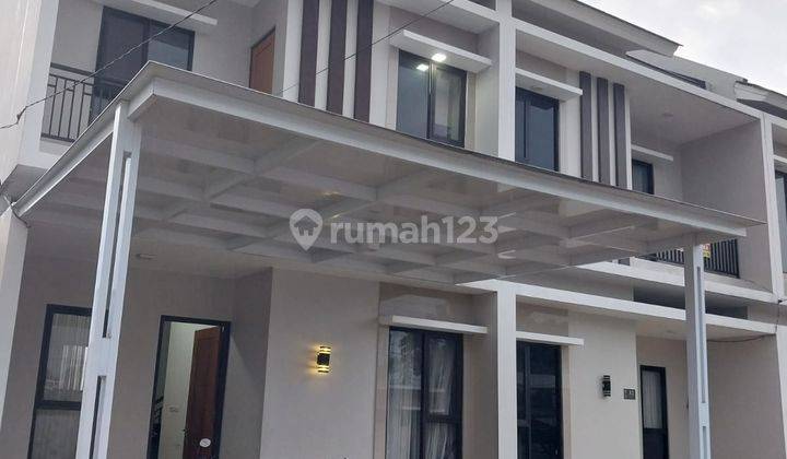 Hunian Exclusive Pinggir Jalan Raya Jatiasih Bekasi 1