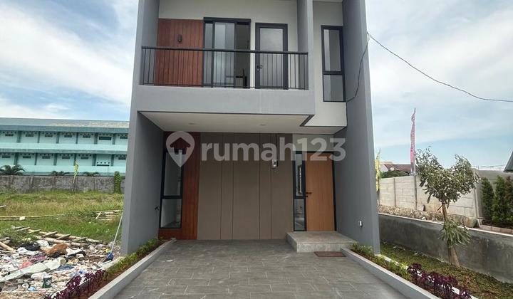 Dijual Rumah 2Lt, Strategis, Khusus Muslim Dekat Summarecon Bekasi