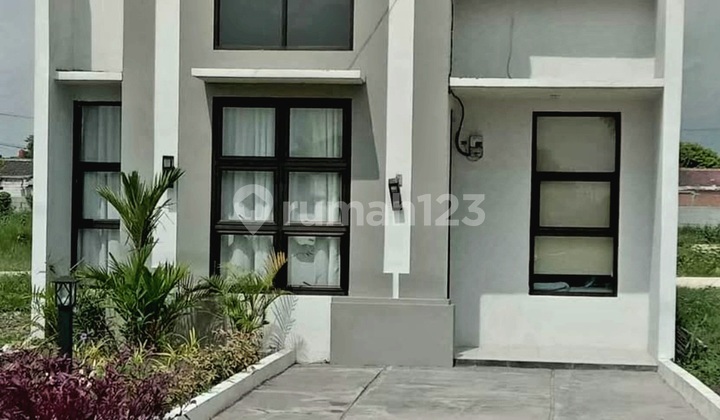 For Sale 1.5-Story House with Mezzanine, Affordable Tambun Bekasi For Sale 1.5-Story House with Mezzanine, Affordable Tambun Bekasi