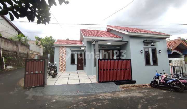 Sell Cheap Ready-to-Occupy House in Nirwana Estate Cibinong Bogor City
