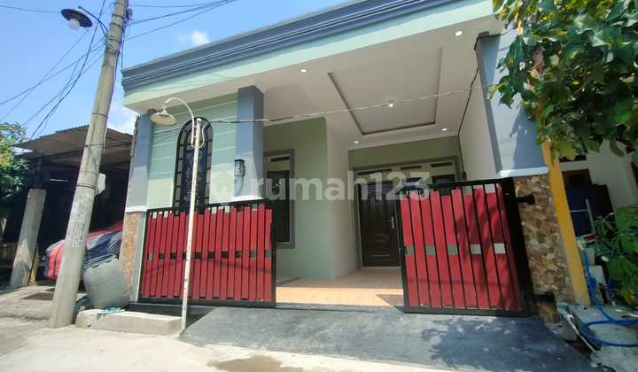 FOR SALE AFFORDABLE HOUSE READY TO OCCUPY MINIMALIST STRATEGIC COMFORTABLE IN CIBITUNG
