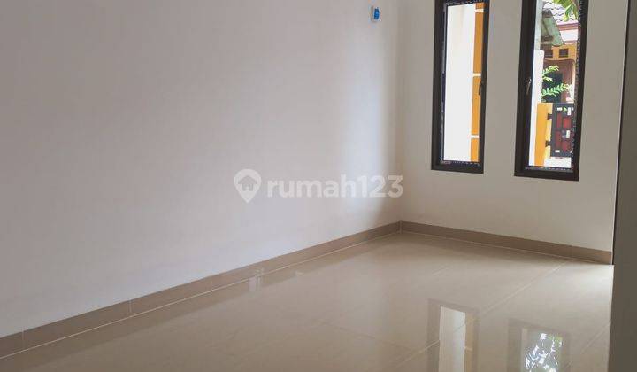 JUAL RUMAH MINIMALIS MODERN BEBAS BANJIR SIAP HUNI  2