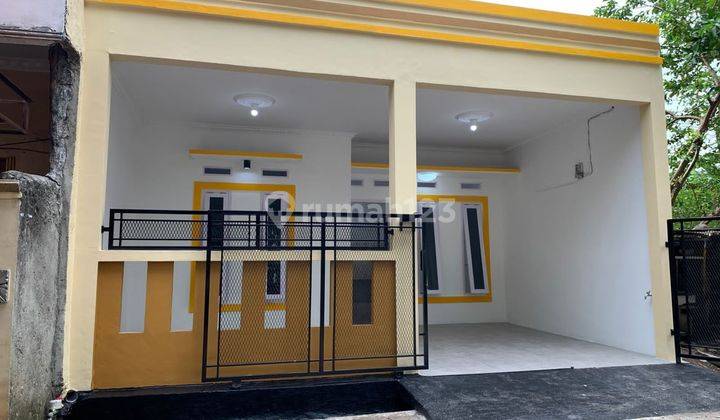 Rumah Bagus Siap Huni Di Dalam Komplek Kota Serang Baru  1