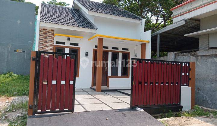 Dijual Rumah Full Bangunan Baru Desain Senopati  1