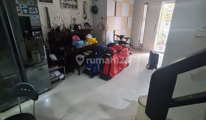 Dijual rumah dalam komplek sekitar Bintaro  2