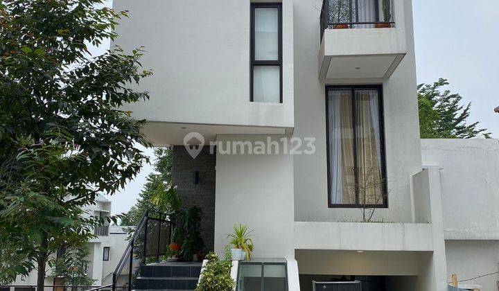 Rumah minimalis Modern dalam cluster dekat Bintaro  1