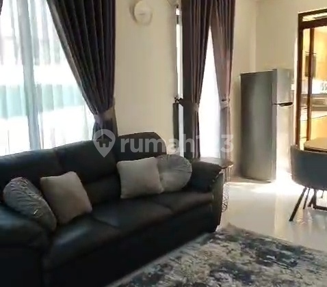 Hook Fully furnished 2 floors 3 bedrooms 2 bathrooms 2