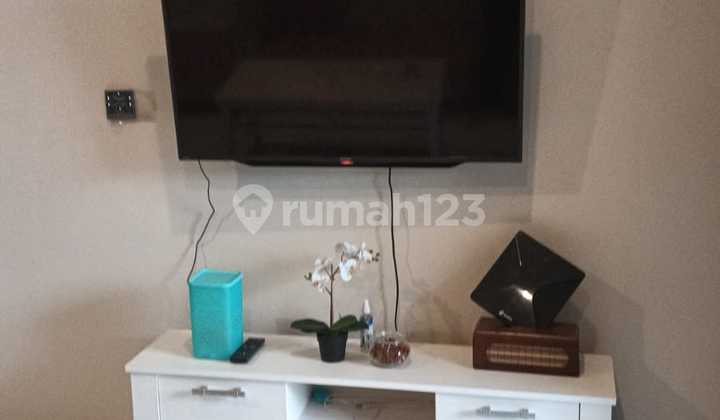 Full Furnished Kt3 Km2 2lantai Lb92 Lt120 Tinggal Bawa Koper 2