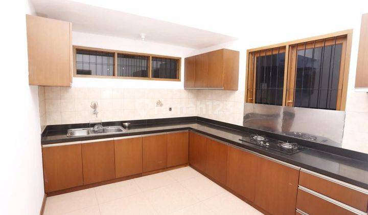 ADA KOLAM RENANG,  full furnished 2Lt 5 KT,  FITNESS , LAPANGAN BASKET 2