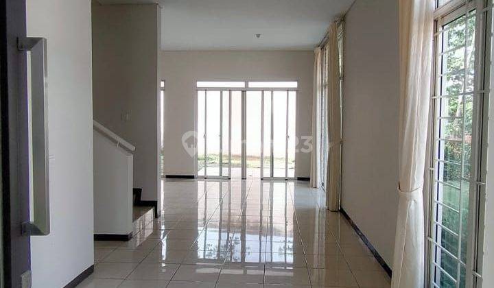 Disewakan Rumah Hook Kbp Candraresmi Kt4+1/Km3+1 Lt303/Lb205 2lantai Kota Baru Parahyangan Esterestorina 2