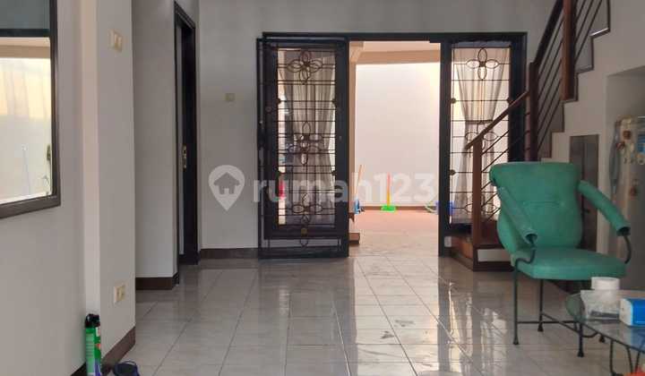 Terawat Semifurnished Kt3+1 Km2 Lb100 Meznin Lt126