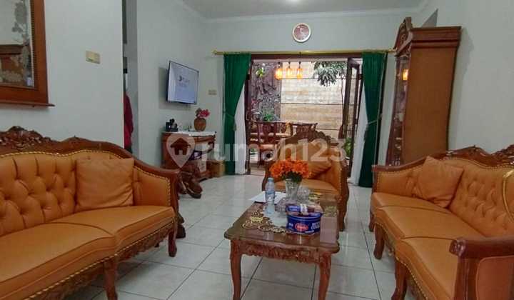 Fully Furnished, Well-Maintained, 3+1 Bedrooms, 2+1 Bathrooms, 130m² Building Area, 162m² Land Area, SHM (Certificate), Also for Sale.