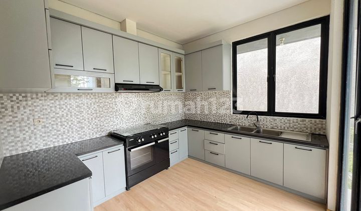 Kamandaka Hook Semifurn Kt4+1 Km3+1 Shm2lt. Sewa/jual