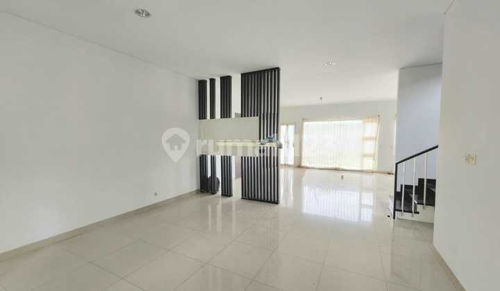 Lux 2lantai Kt4+1 Km3+1 Gar2car1 Ac Wh Kitchenset Lemari  2