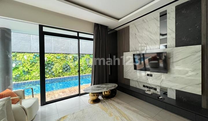 Kolam Renang Furnished Kt4 Km3 Lb196 Lt290