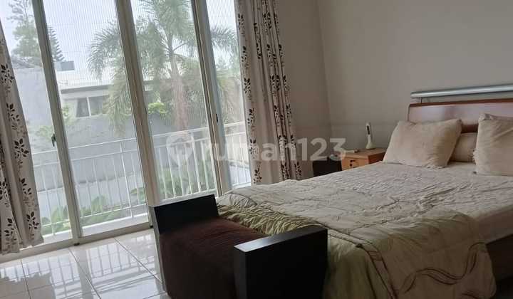 Besar Terawat - Full Furnish Kt4+1 Km 3+1