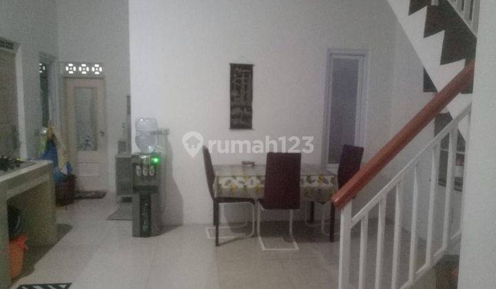 Full Furnish Kt3 Km2 2lantai 2