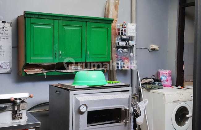 Terawat Kt3+1 Km2+1 Semifurnished Lb162 Lt100 Car1gar1 2