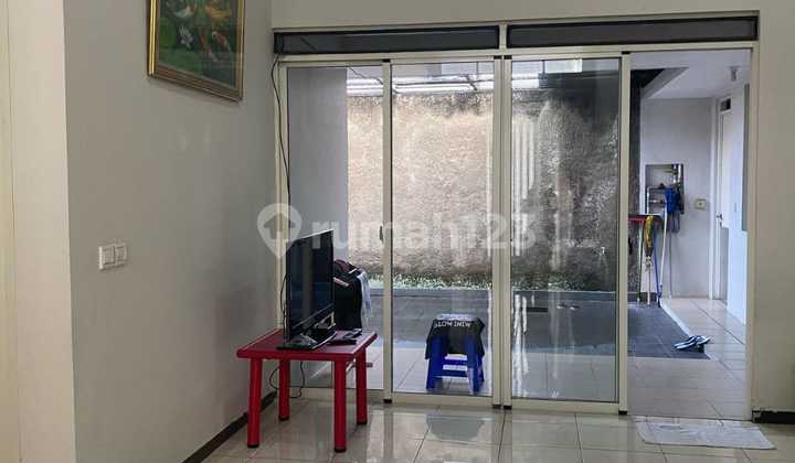Semifurnished Kt3+1 Km1+1 Ac2 Wh Lb97 Lt162 Cekidot 2
