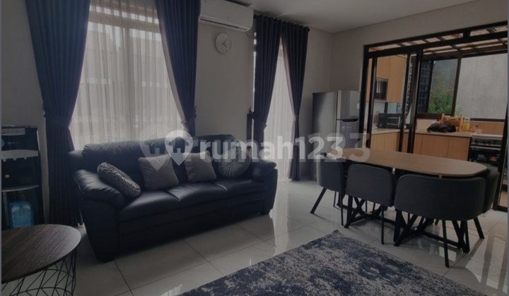 Hook Fullfurnished 2lantai Kt3 Km2 Hook Fullfurnished 2lantai Kt3 Km2
