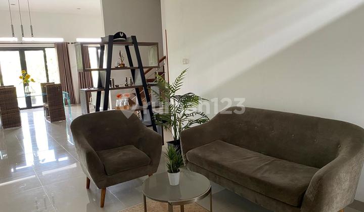 Lake View Fully Furnished 5+1 Bedrooms 5+1 Bathrooms Building Area 245m² Land Area 295m² 3 Carports 1 Garage 2