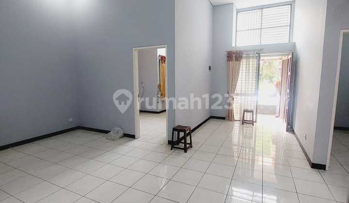 Kbp Cantik Furnished Kt3 Km2 Kota Baru Paranhyangan