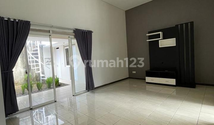 Kbp Semi-furnished 3BR+1 1BR+1 1AC1WH Curtains
