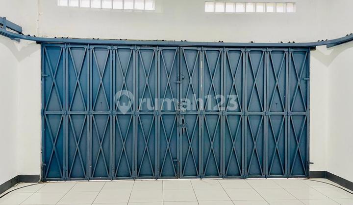 Astanaanyar, 2 floors, 7m frontage, 4 bedrooms. Astanaanyar, 2 floors, 7m frontage, 4 bedrooms.