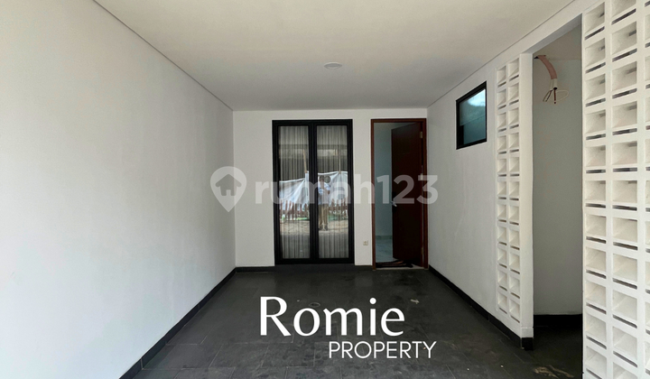 Jual Rumah Cantik 2 Lantai Murah Pondok Labu Cilandak Jakarta Selatan 2