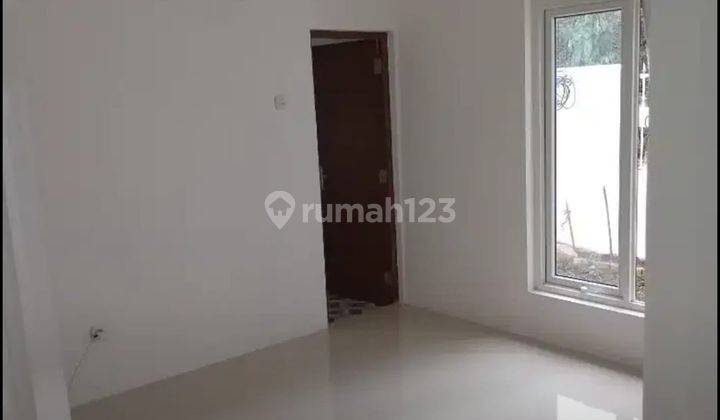 Rumah Semi Furnished Dekat Perkantoran Jakarta Selatan  2