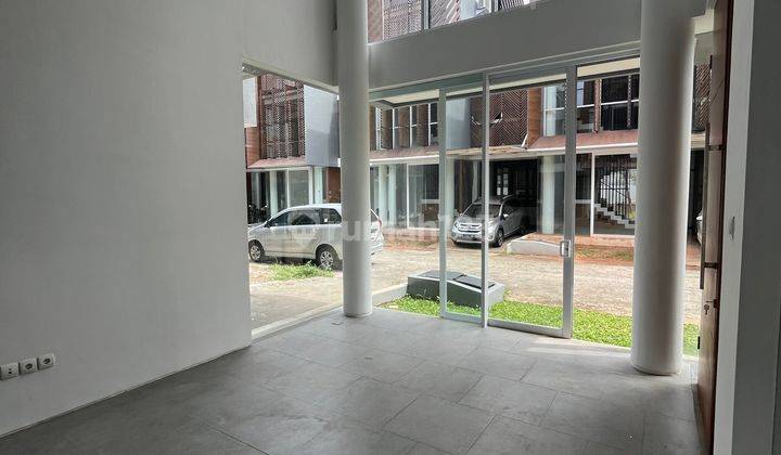 Rumah Cantik 3 Lantai Luas Pejaten Jakarta Selatan 2