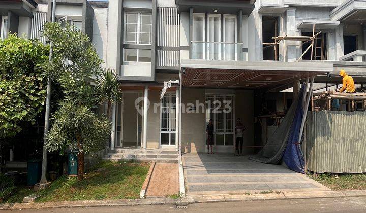 RUMAH CANTIK 2 LANTAI CIBUBUR SAMPING TOL 1