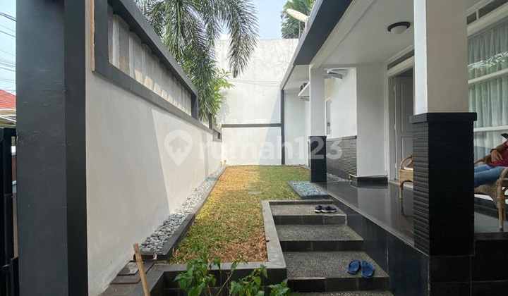 Rumah Cantik 2 Lantai Kemang Jakarta Selatan 2