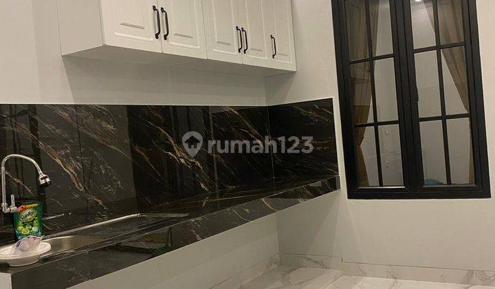 RUMAH BARU CANTIK EROPE CLASIK 2 LANTAI LENTENG AGUNG JAKSEL 2