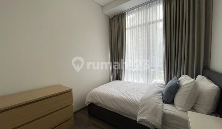 SEWA APARTEMEN FULL FURNISH 3 BR SUDIRMAN SUITE 2