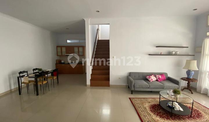 RUMAH CANTIK 2 LANTAI AMPERA KEMANG JAKARTA SELATAN.  2