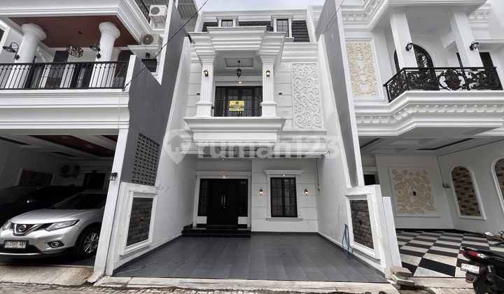 Jual Rumah New Classic Jagakarsa Jakarta Selatan Jual Rumah New Classic Jagakarsa Jakarta Selatan