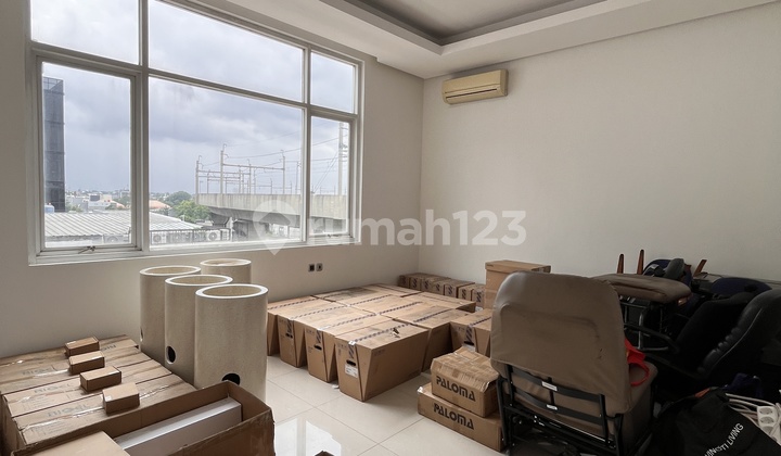 Space for Content Creators and Office Beside Citos Fatmawati South Jakarta 2