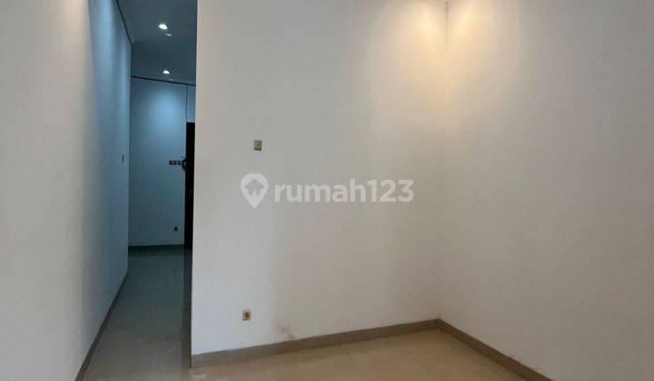 Rumah Cantik 2 Lantai Pejaten Barat Jakarta Selatan 2