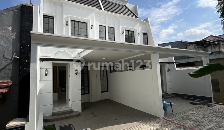 Jual Rumah Cantik Eropian Clasik 2 Lantai Cempaka Putih Jakarta Pusat 2