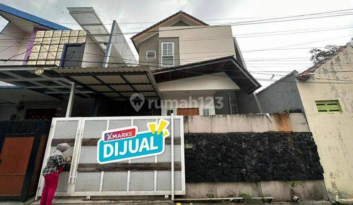 Dijual Rumah 2 Lantai Bagus Dekat Stasiun Kranji 1